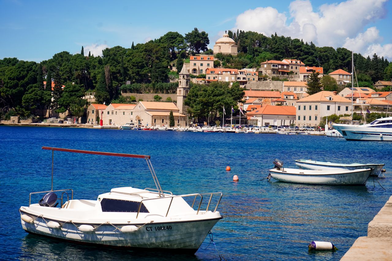 Cavtat or Dubrovnik
